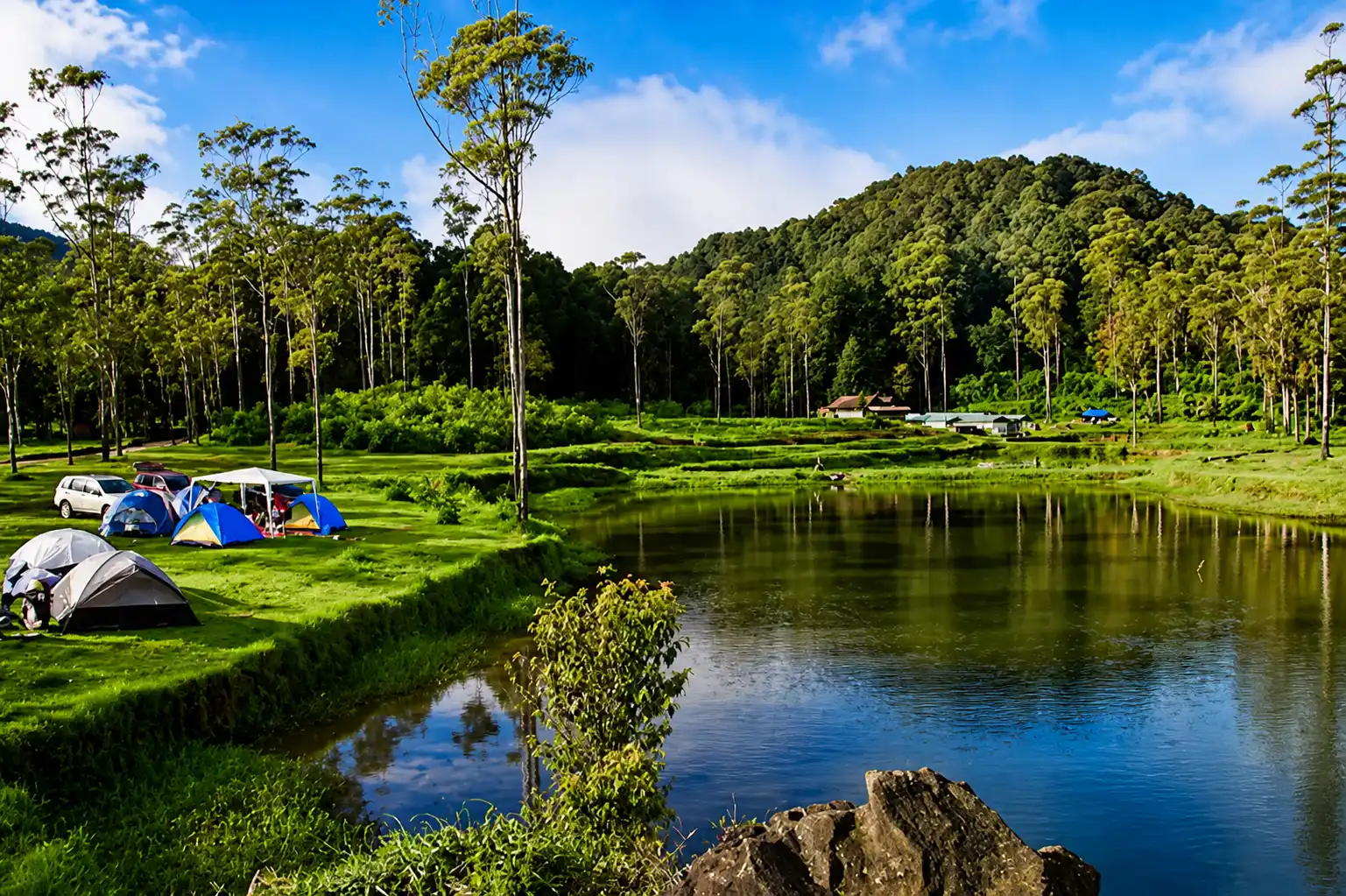 Tempat Camping Seru di Sekitar Bandung dengan Budget Terbatas